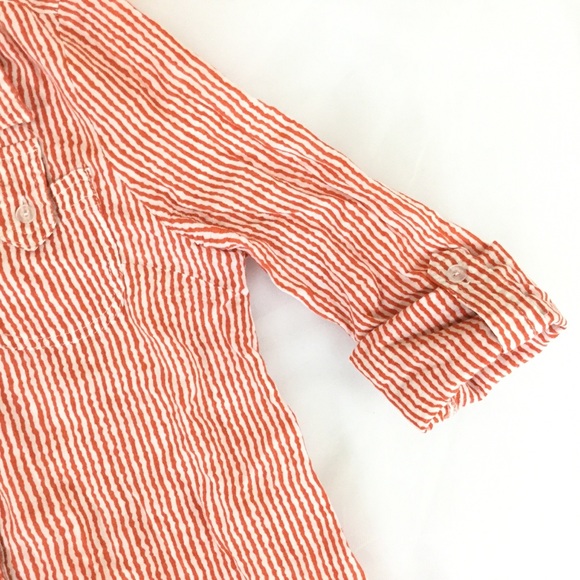 📣 Striped Blouse 📣 - Picture 5 of 9